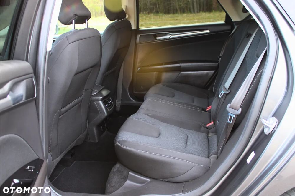 Ford Mondeo 2.0 TDCi STart-Stopp Titanium - 17