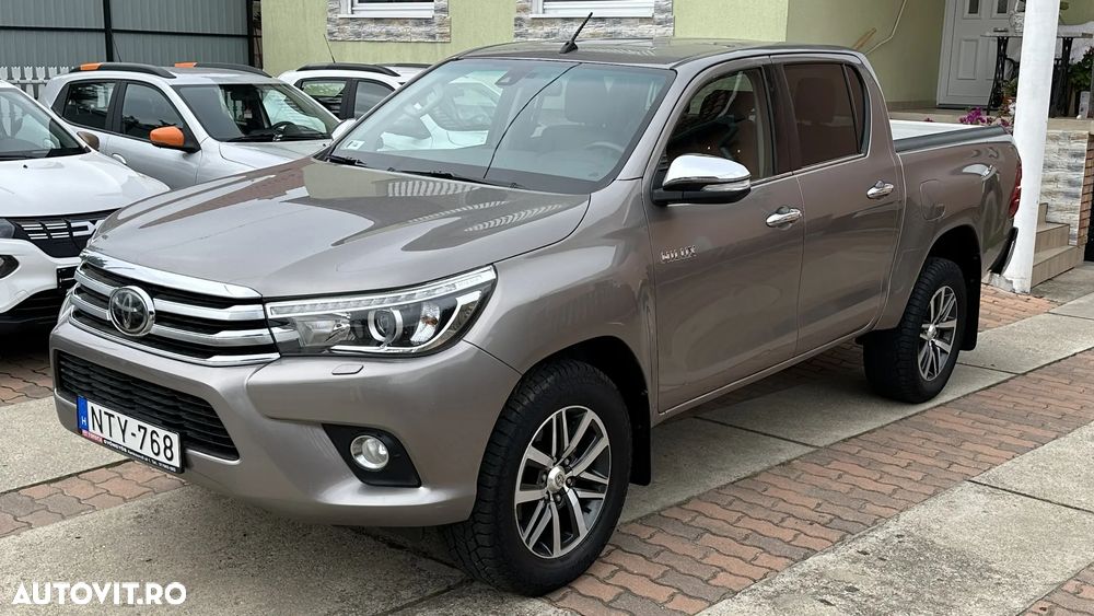 Toyota Hilux 4x4 Double Cab Executive - 1