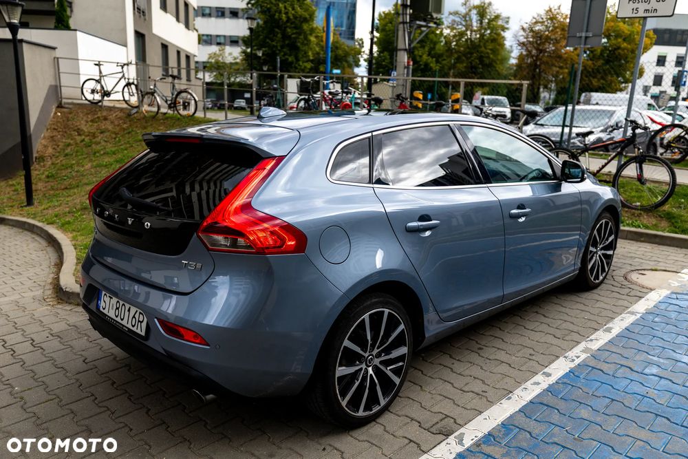 Volvo V40 T3 Drive-E Inscription - 11