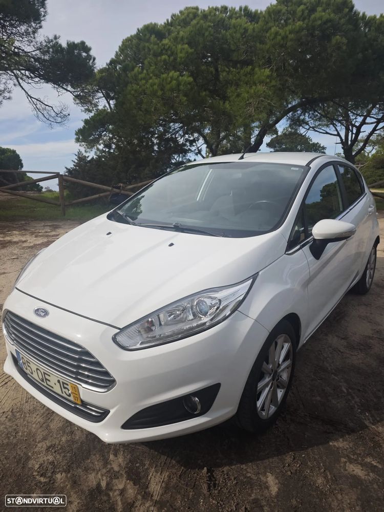 Ford Fiesta 1.5 TDCi Titanium - 4