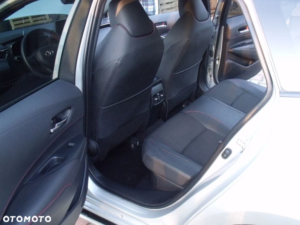 Toyota Corolla 1.8 Hybrid GR Sport Dynamic - 21