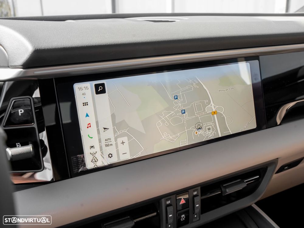 Porsche Macan Electric 4 - 26