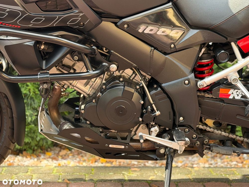 Suzuki DL - 16