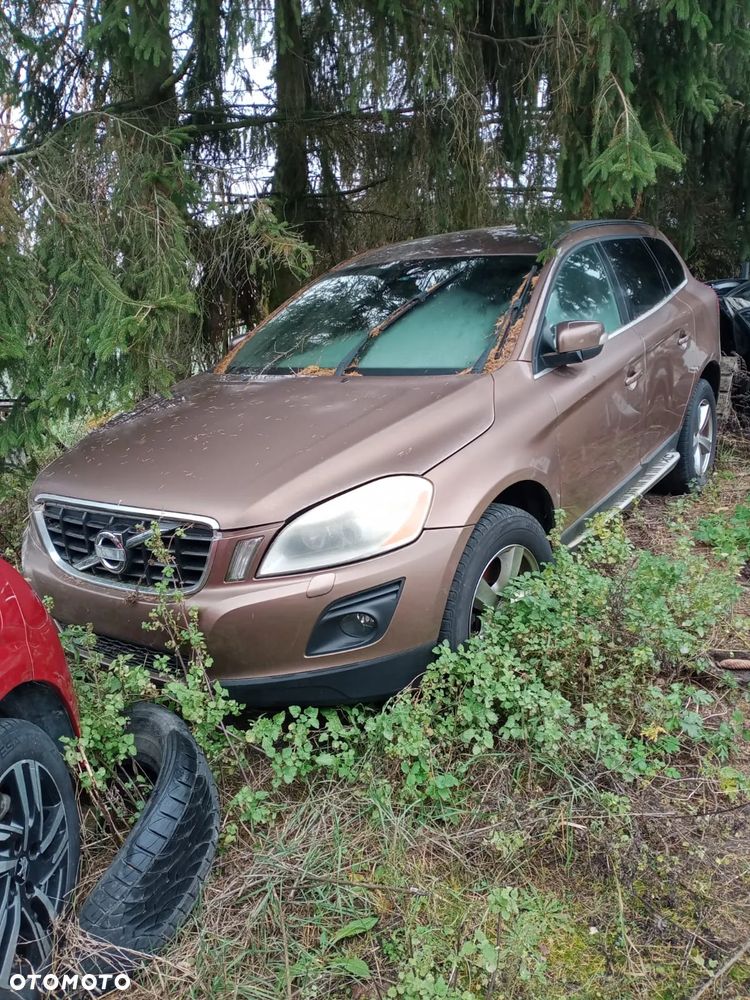Volvo XC 60 D5 AWD - 2