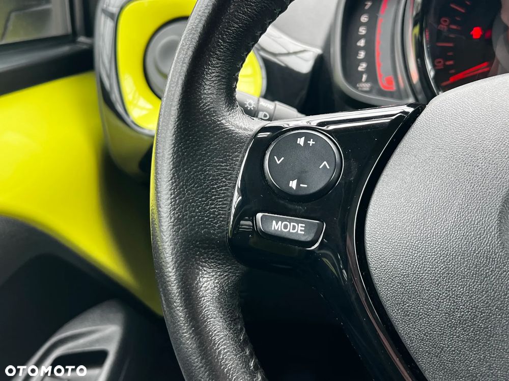 Toyota Aygo x-cite - 25