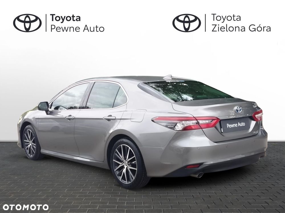 Toyota Camry 2.5 Hybrid Executive CVT - 4