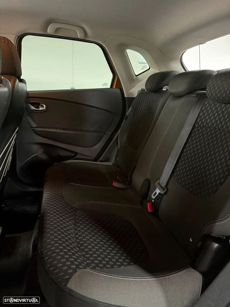 Renault Captur 0.9 TCE Exclusive - 12