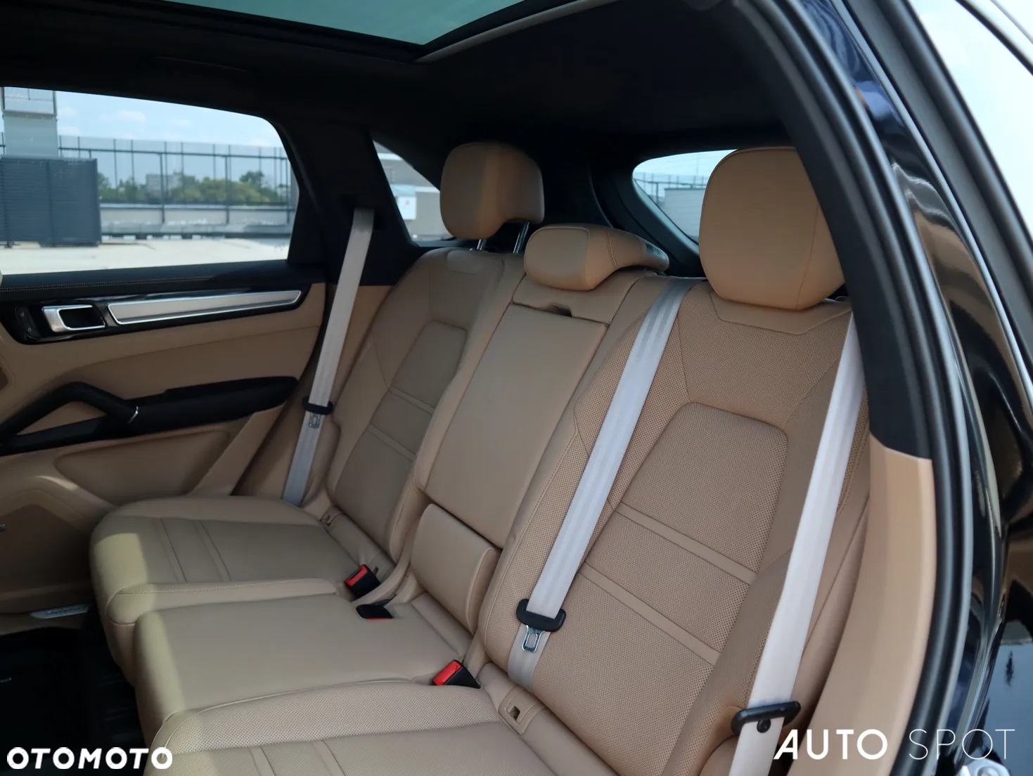 Porsche Cayenne Platinum Edition - 38