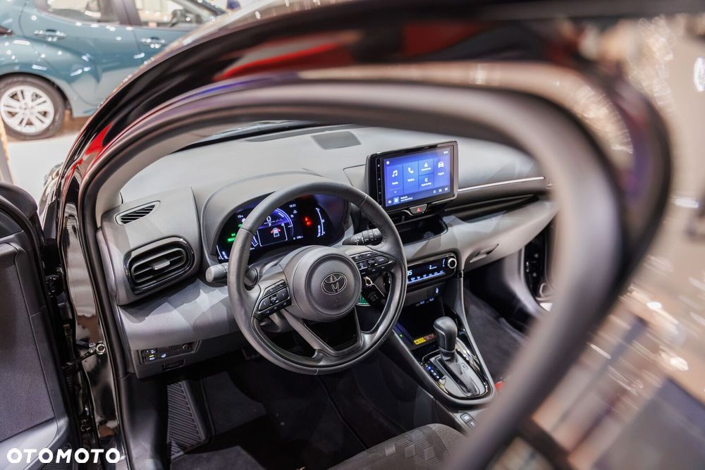 Toyota Yaris Hybrid 1.5 Style - 41