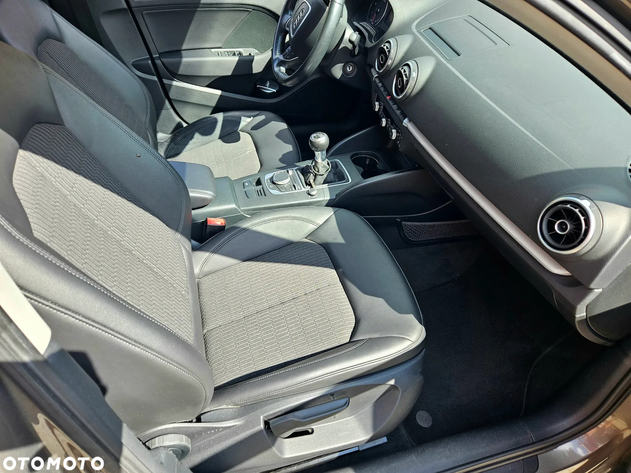 Audi A3 Limousine 1.6 TDI Ambiente - 17