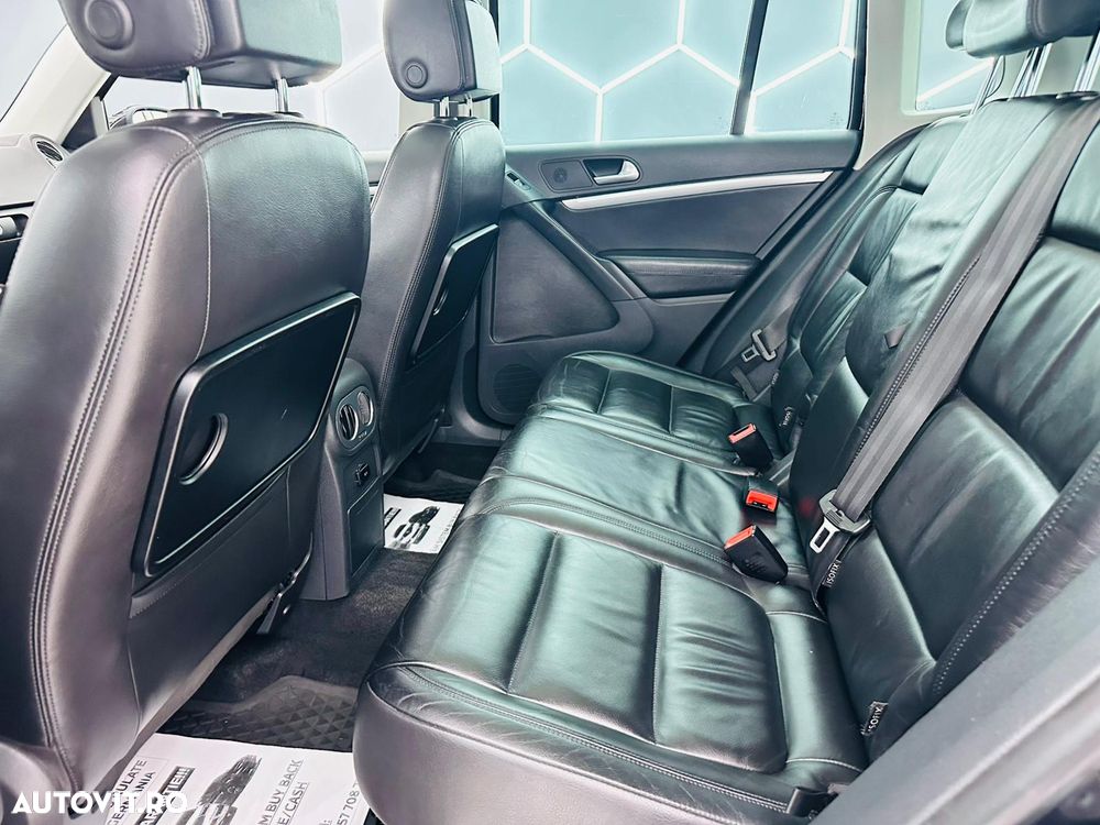 Volkswagen Tiguan 2.0 TDI DPF BlueMotion Technology Cup Sport & Style - 16