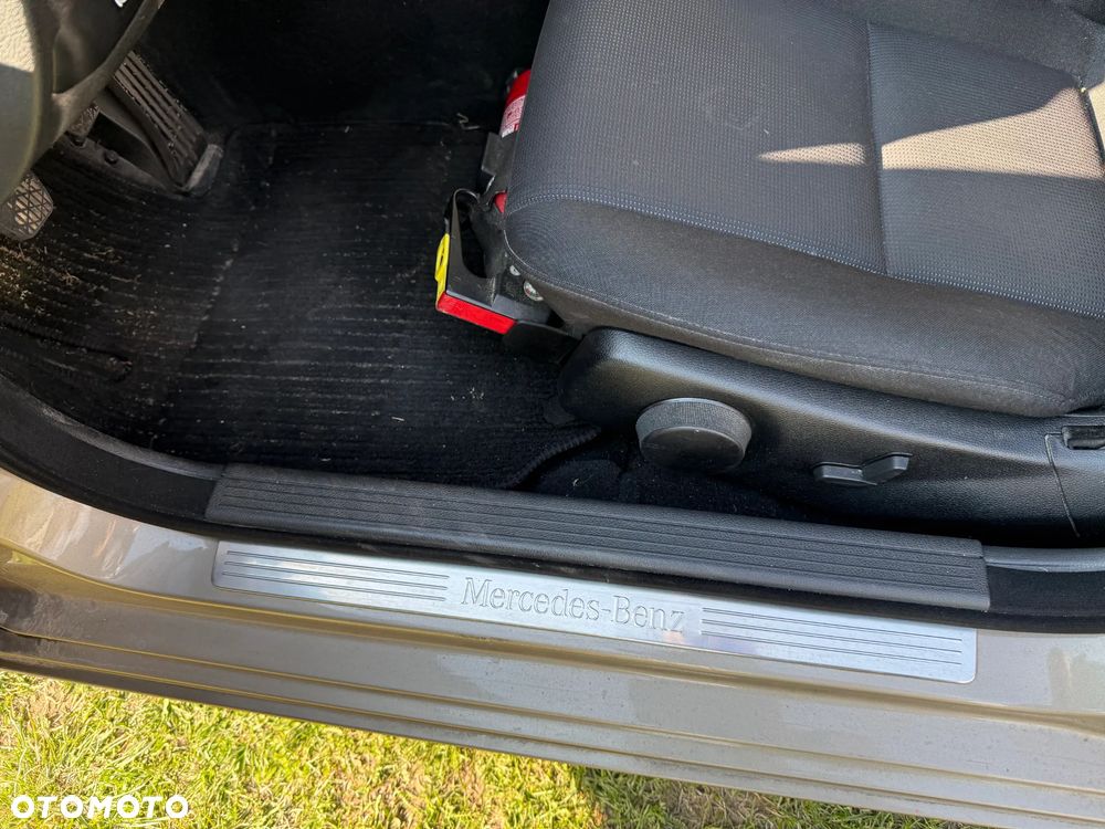 Mercedes-Benz Klasa C 180 Kompressor - 16