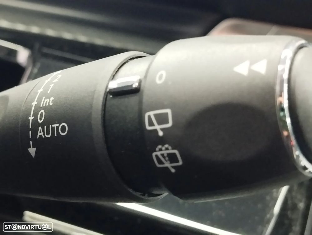 Peugeot 508 SW 1.6 Hybrid Allure e-EAT8 - 24