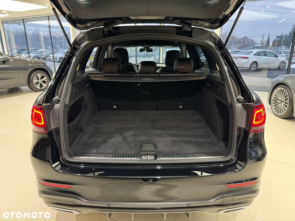 Mercedes-Benz GLC - 17