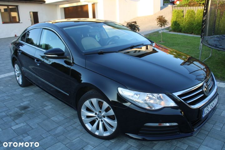 Volkswagen Passat CC - 12