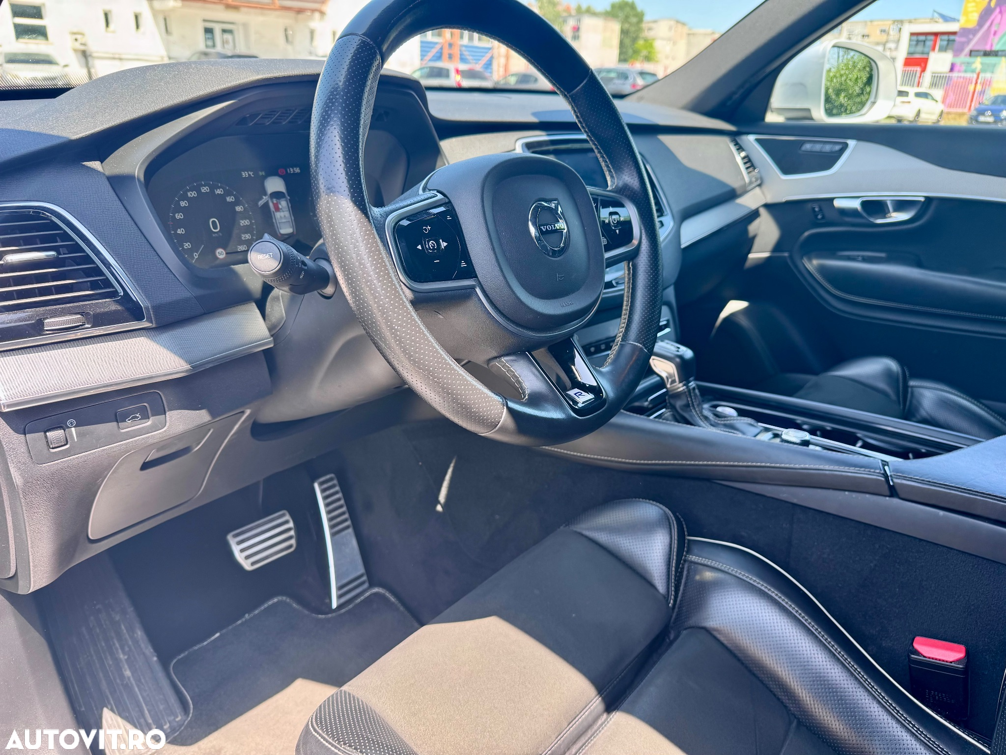 Volvo XC 90 D5 AWD R-Design - 13