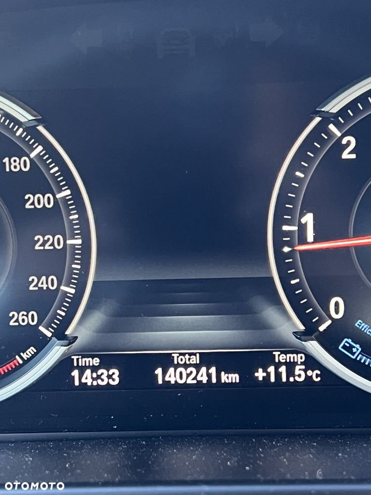 BMW X5 xDrive25d - 16