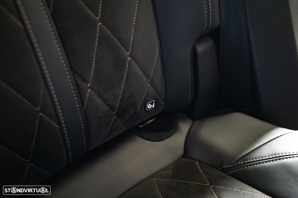 Peugeot 3008 2.0 BlueHDi GT EAT8 - 18