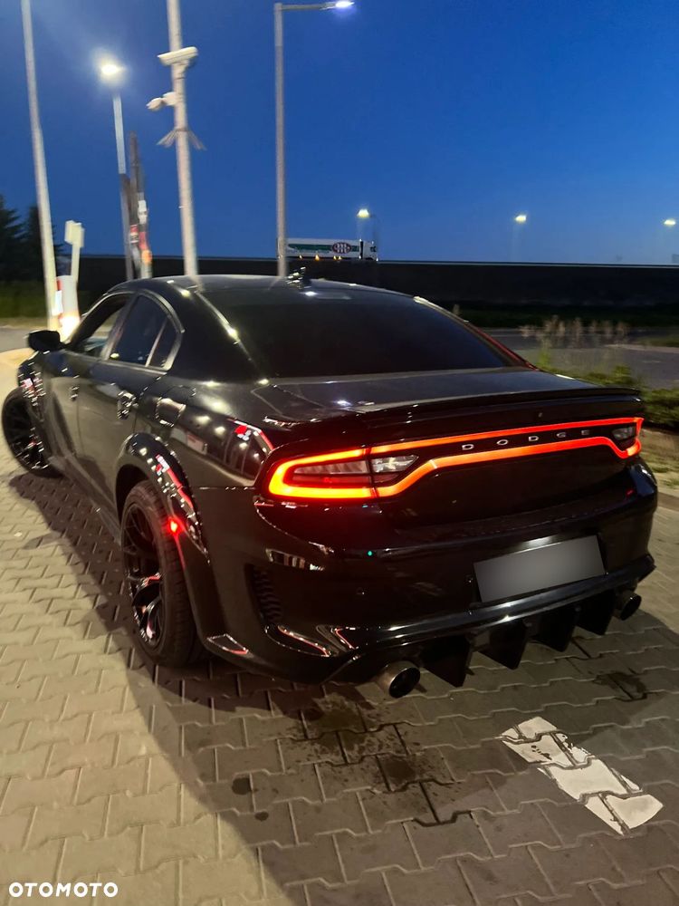 Dodge Charger - 2