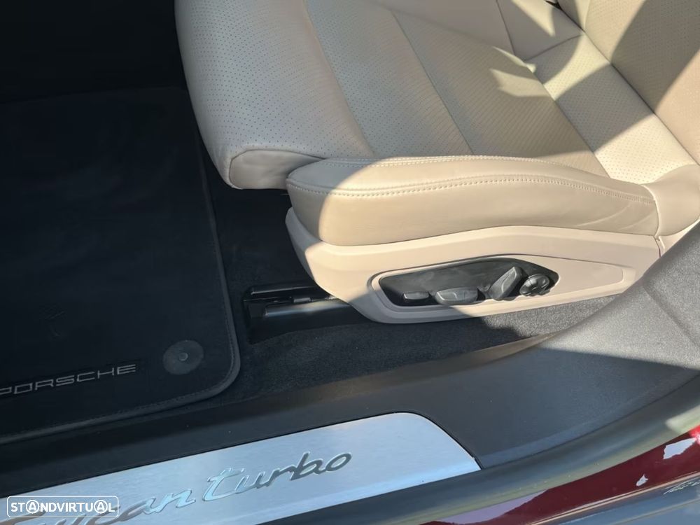 Porsche Taycan Cross Turismo Turbo - 8