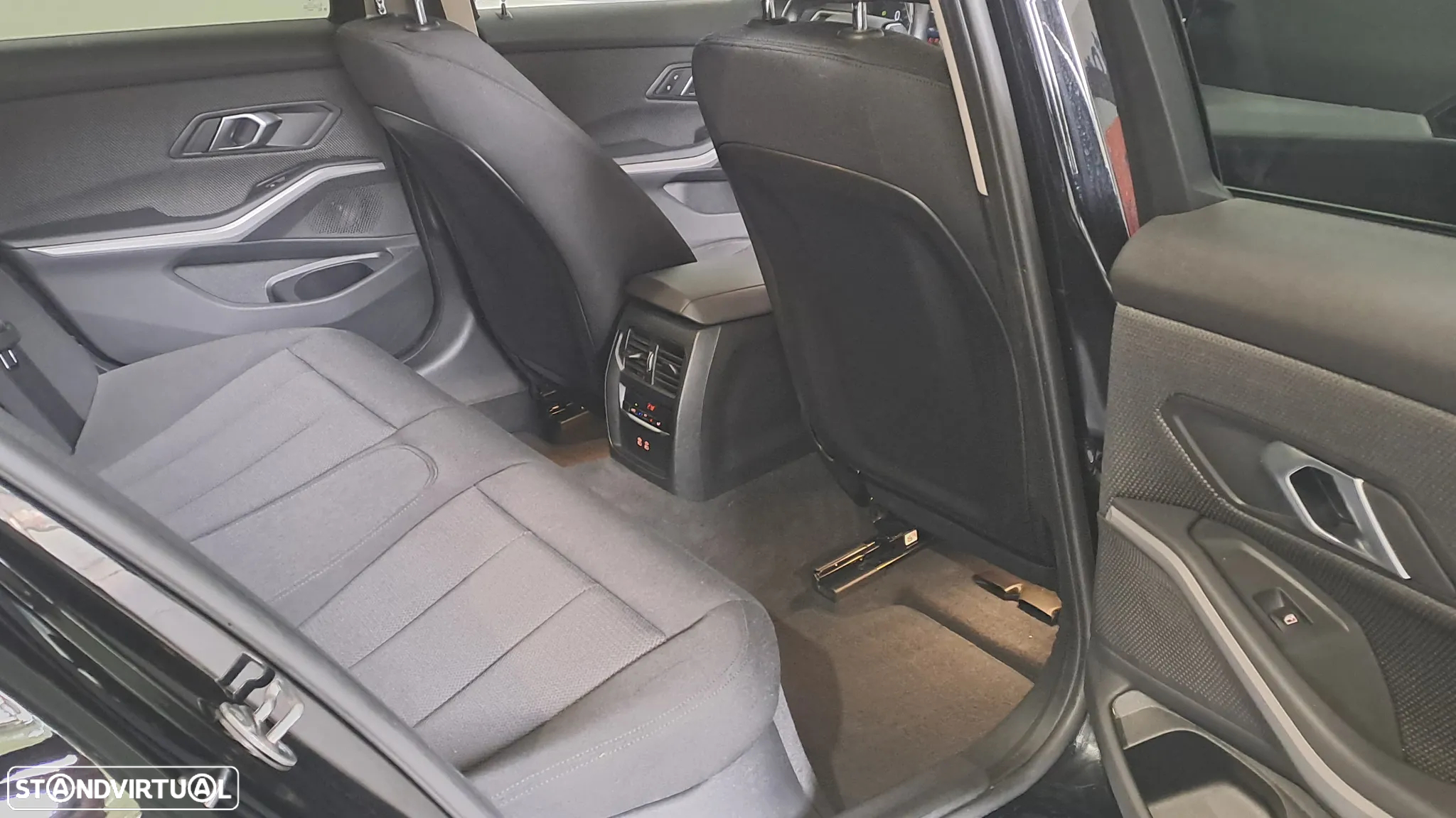 BMW 320 e Touring Auto - 15
