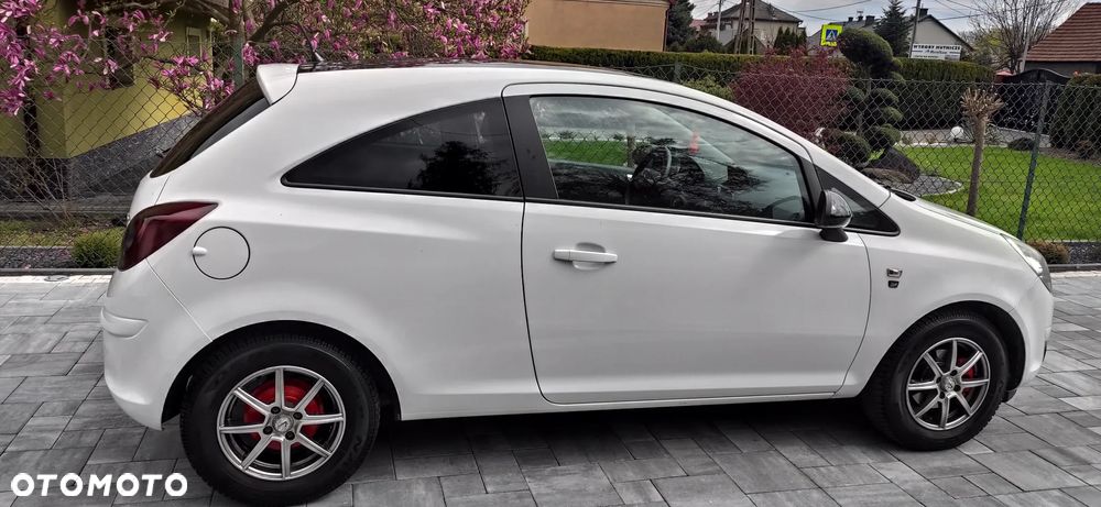 Opel Corsa 1.2 16V 111 - 16