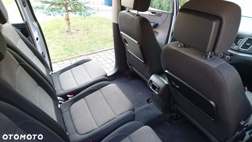 Volkswagen Sharan 2.0 TDI Comfortline DSG - 11