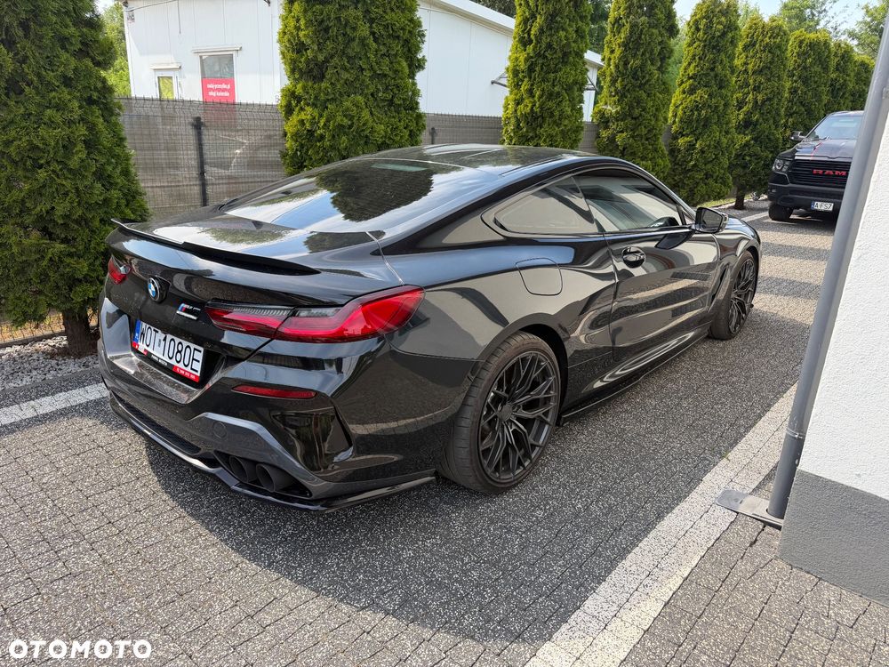BMW Seria 8 - 12
