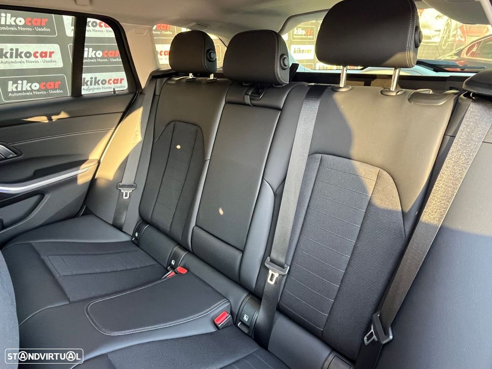 BMW 320 d xDrive Aut. Sport Line - 49