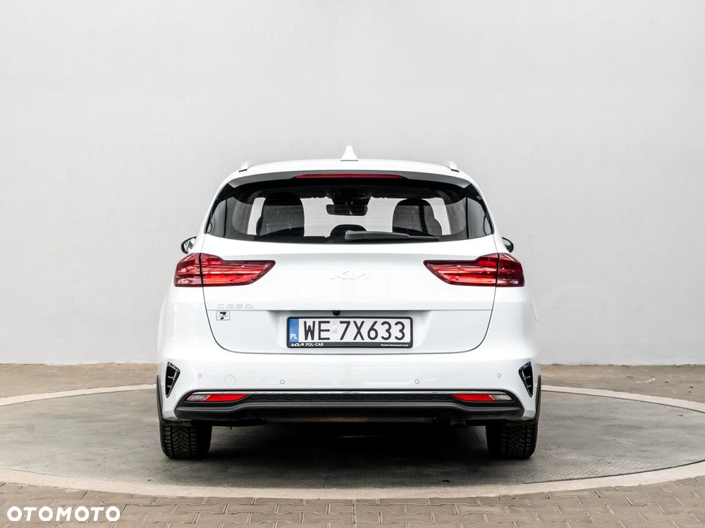 Kia Ceed 1.5 T-GDI M - 8