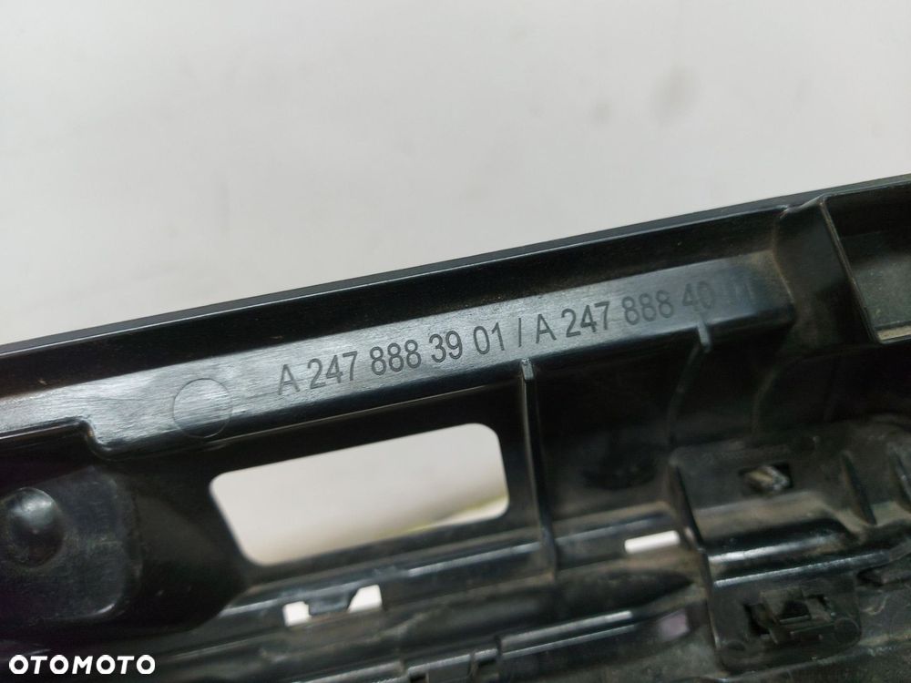 Mercedes GLA 200 II H247 Grill atrapa zderzaka przód emblemat A2478883901 - 3