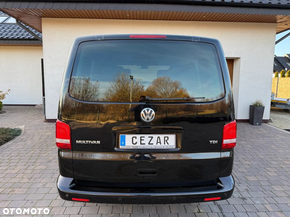 Volkswagen Multivan - 5