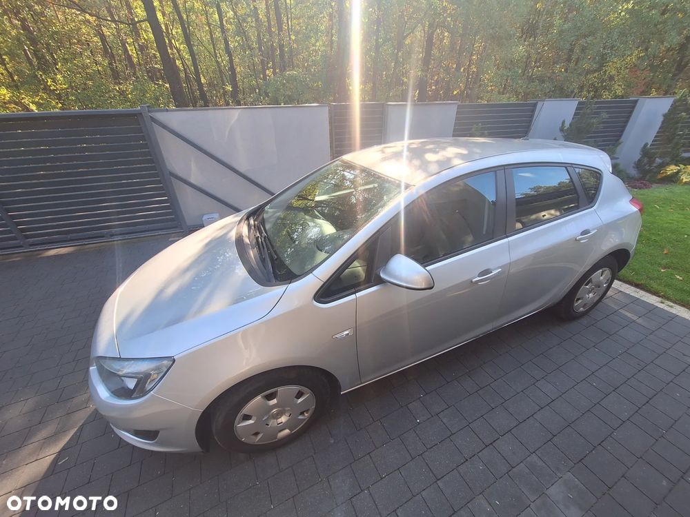 Opel Astra - 9