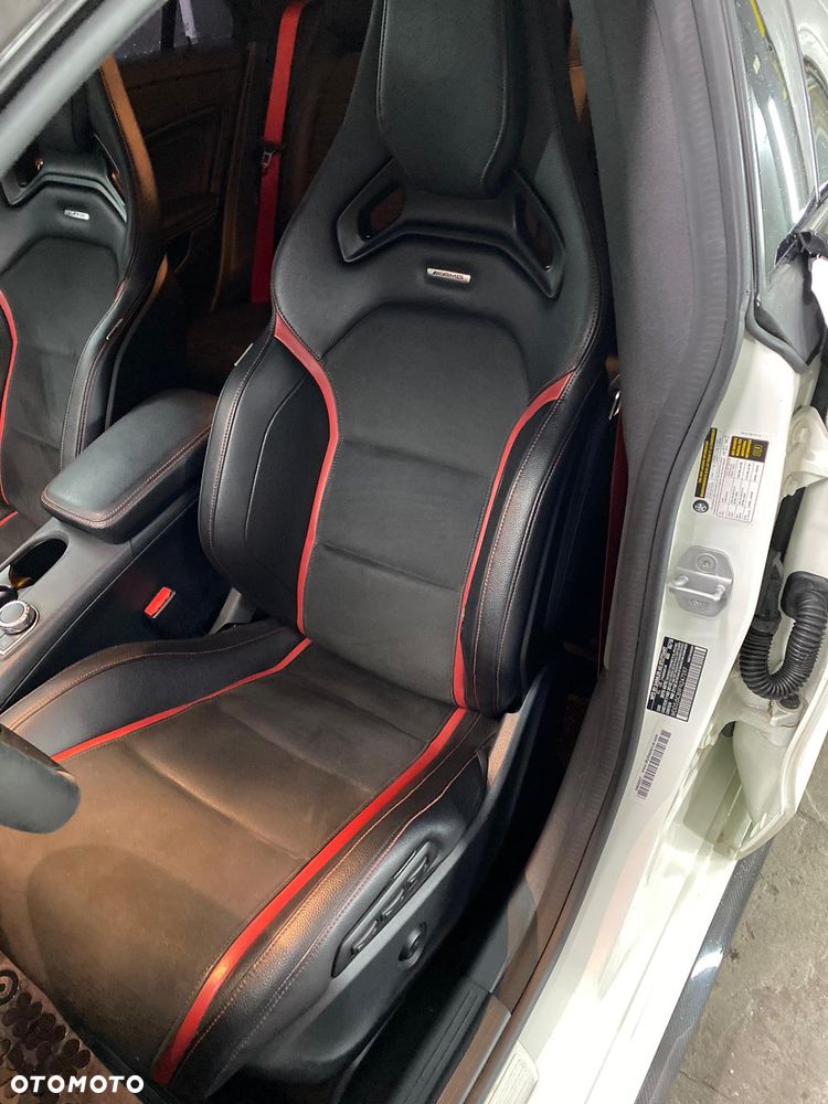 Mercedes-Benz CLA 45 AMG 4Matic 7G-DCT - 19