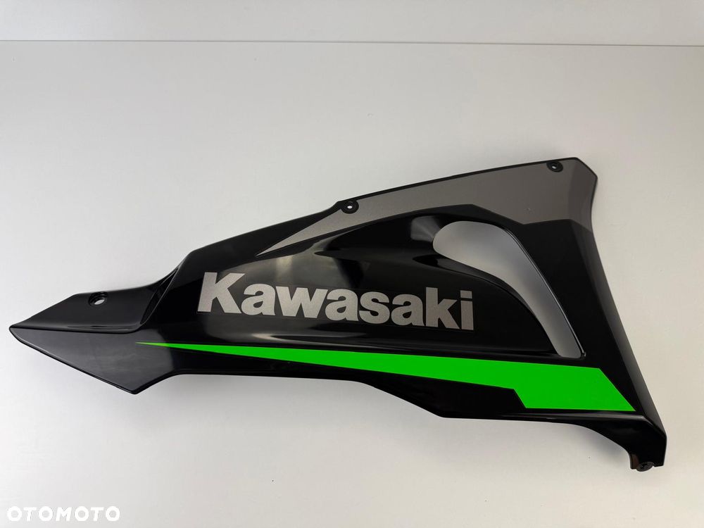 Prawy dolny pług owiewka Kawasaki ZX6R Ninja 2023+ - 1