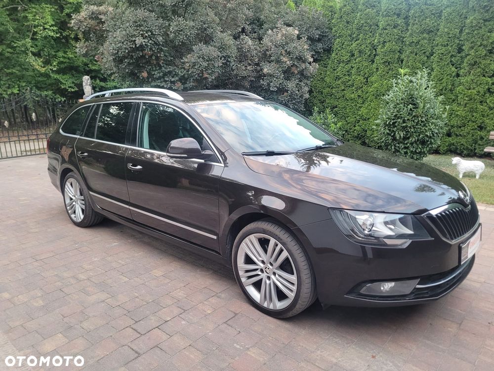 Skoda Superb 2.0 TDI DSG Elegance - 3