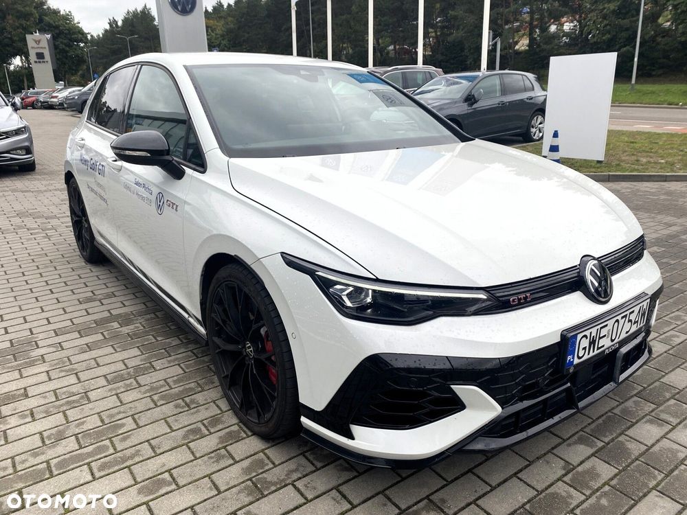 Volkswagen Golf VIII 2.0 TSI GTI Clubsport DSG - 3