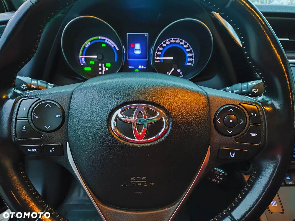 Toyota Auris Hybrid 135 Prestige - 20