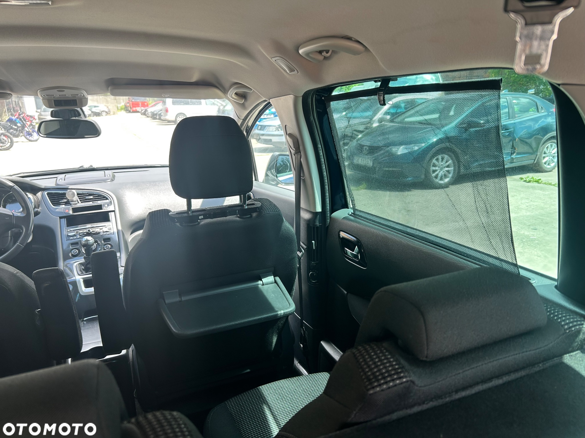 Peugeot 5008 1.6 Access 7os - 12