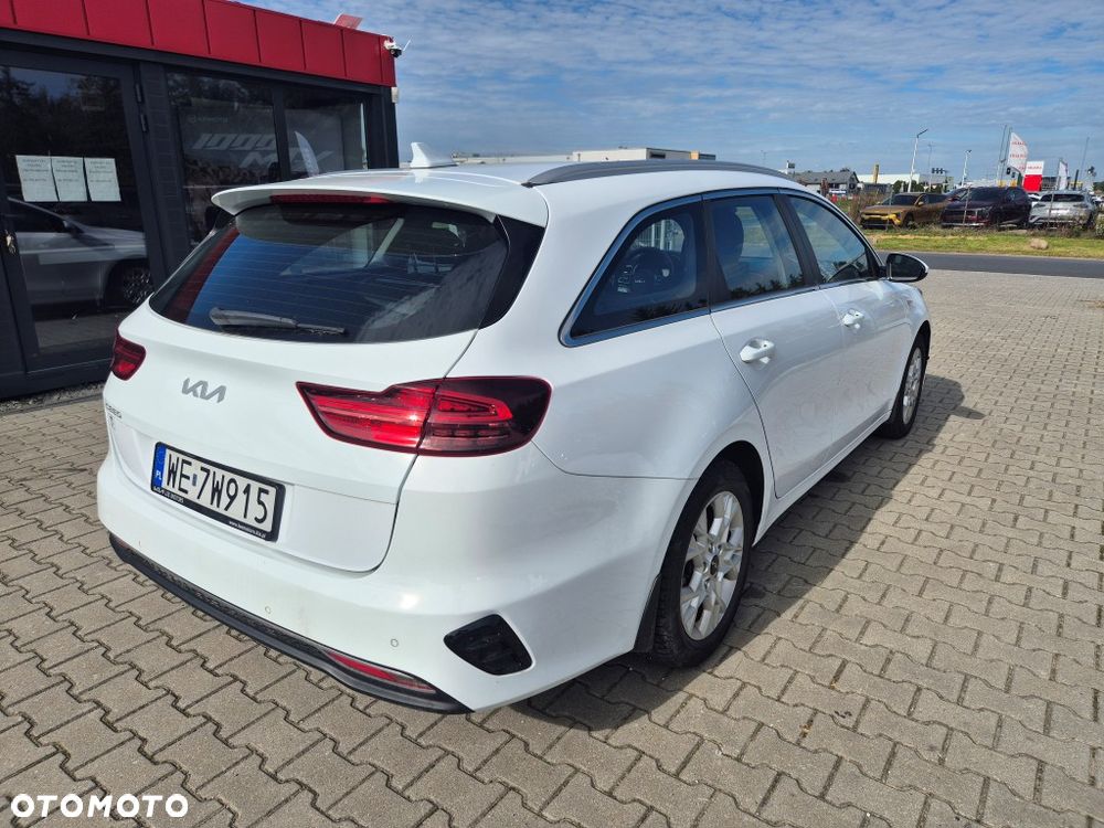 Kia Ceed 1.5 T-GDI M - 9