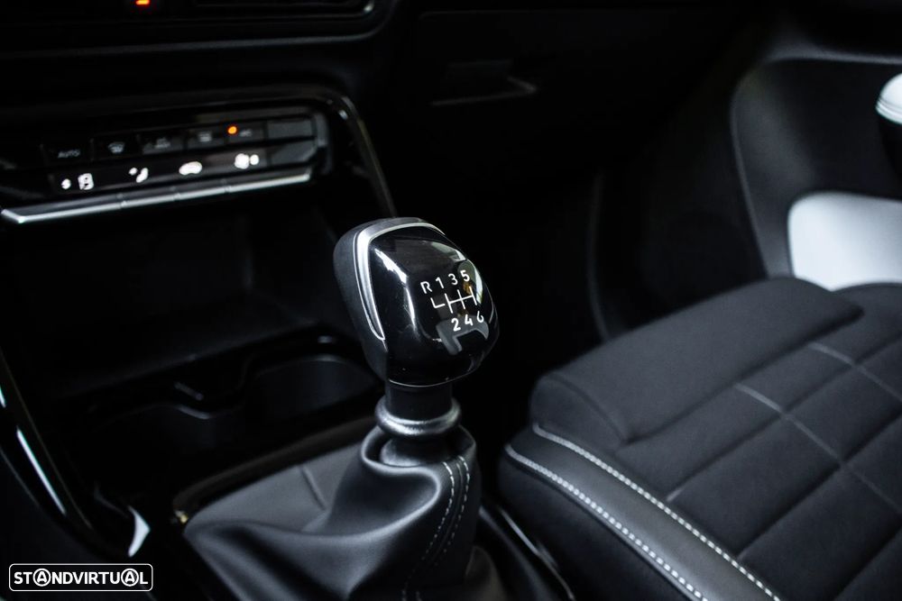 Citroën C3 Pure Tech 100 MAX - 19