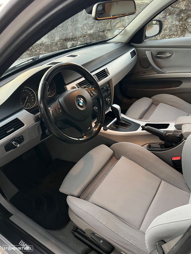 BMW 320 d Sport Auto - 8