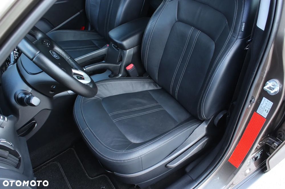 Kia Sportage 1.7 CRDI 2WD Spirit - 29