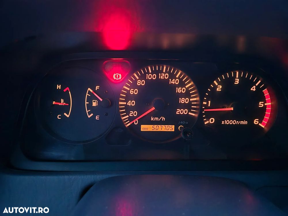 Toyota Land Cruiser - 11