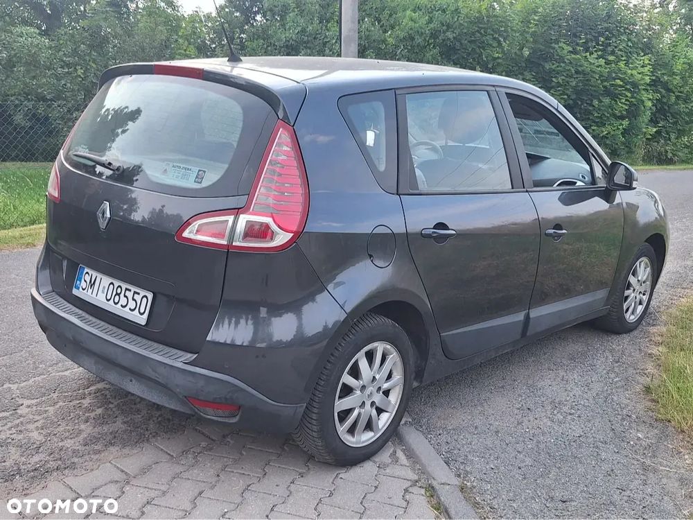 Renault Scenic 1.9 dCi Privilege - 3