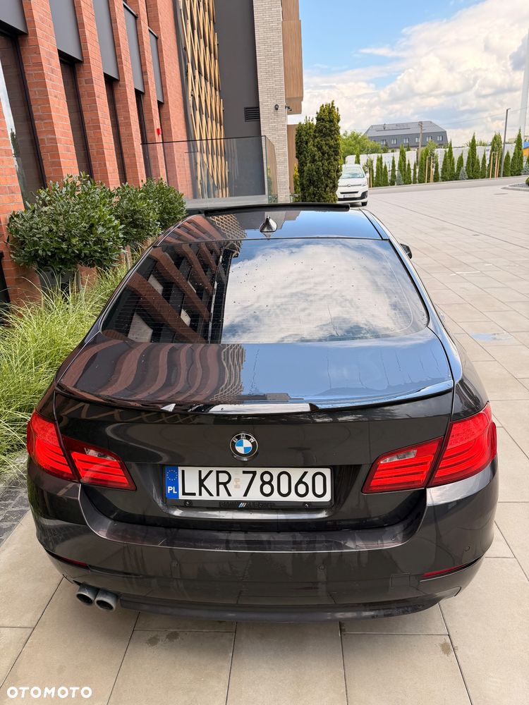 BMW Seria 5 530d xDrive - 22