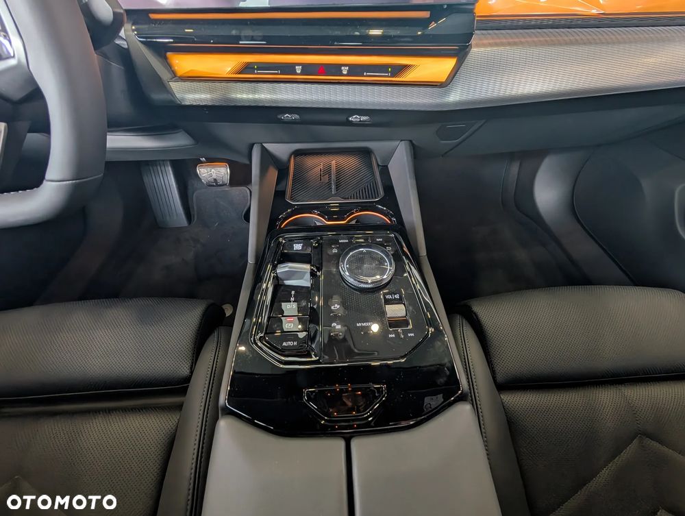 BMW i5 83.9kWh eDrive40 M Sport Edition - 6