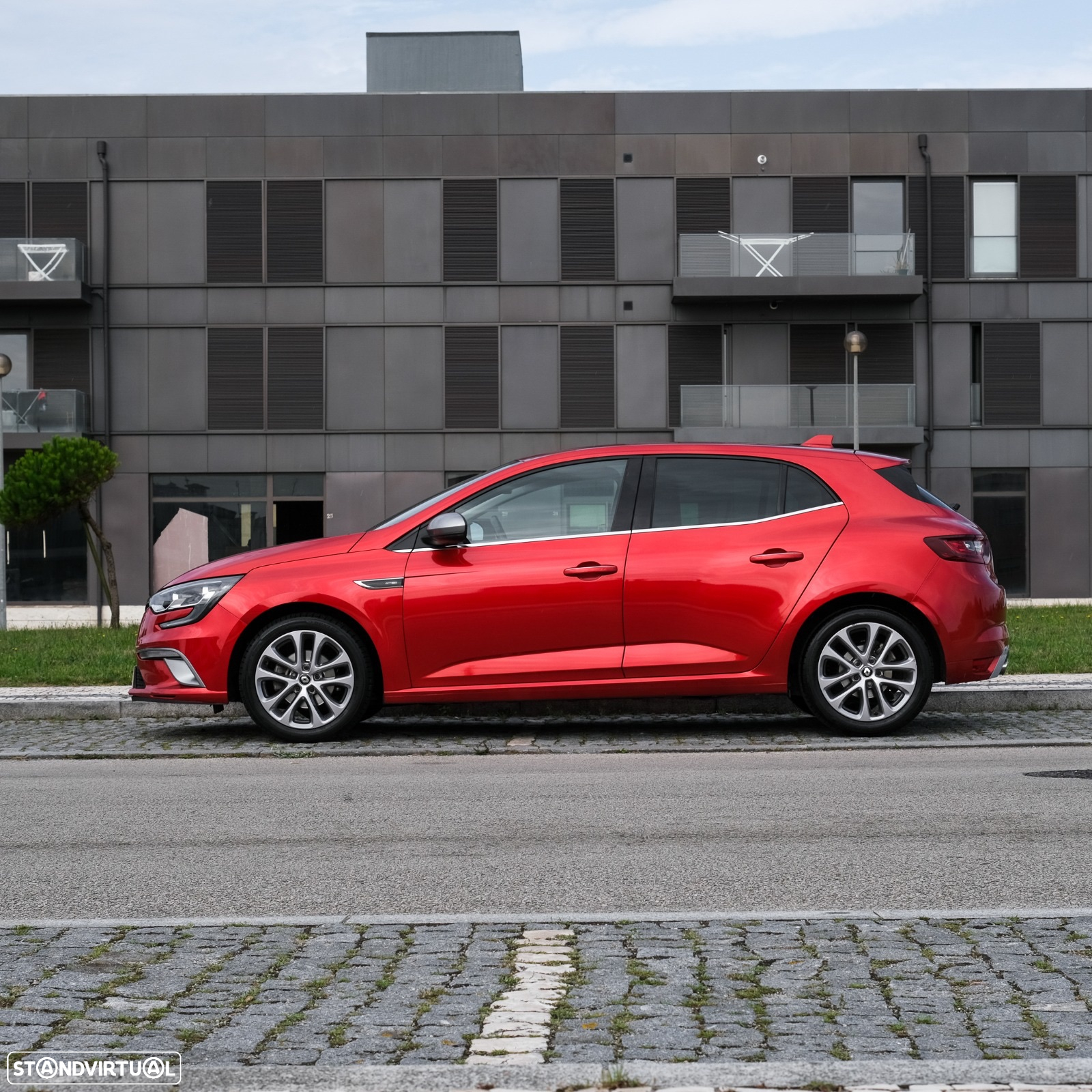 Renault Mégane 1.3 TCe GT Line J18 - 8