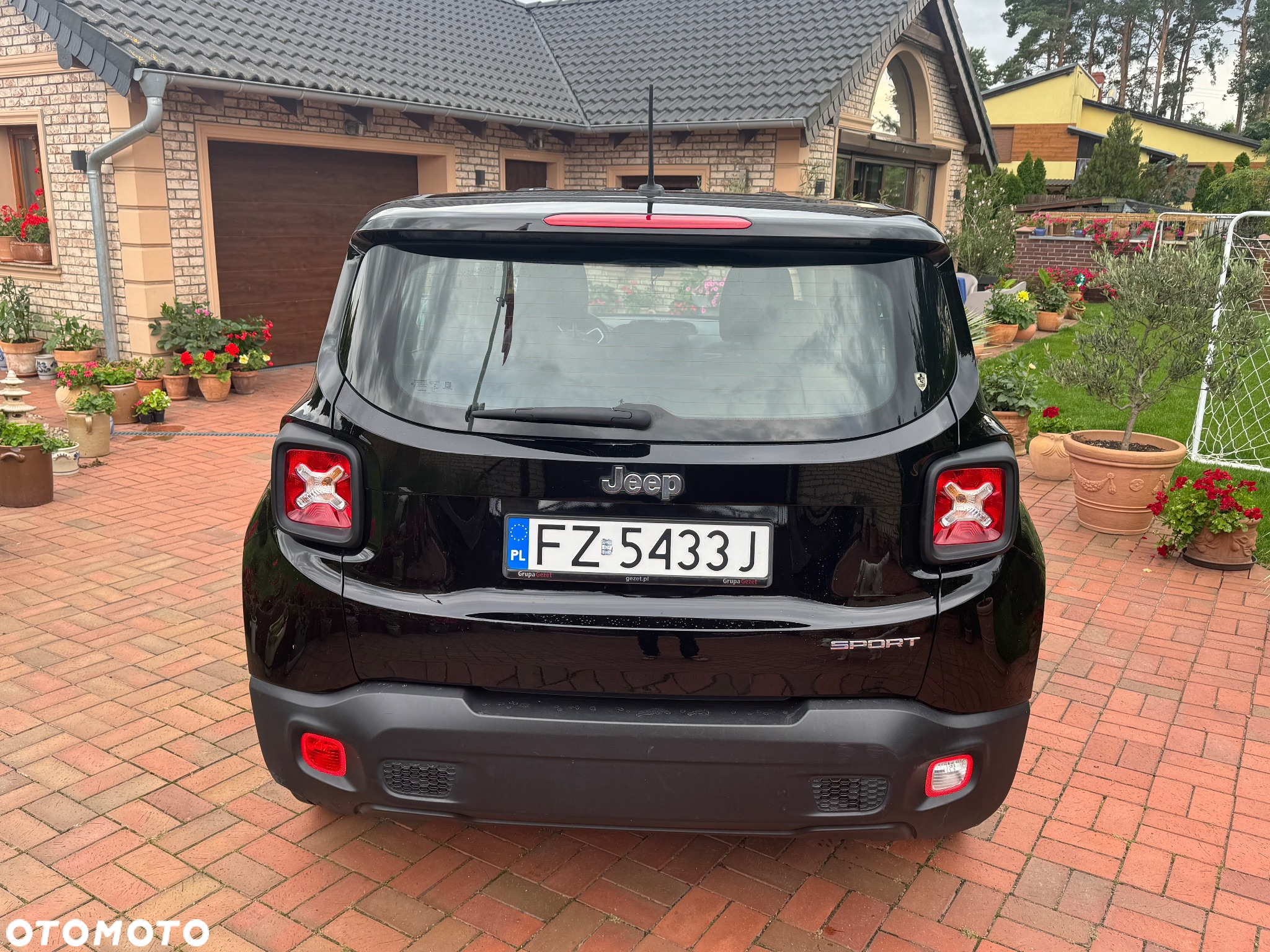 Jeep Renegade 1.6 E-TorQ Sport FWD - 4