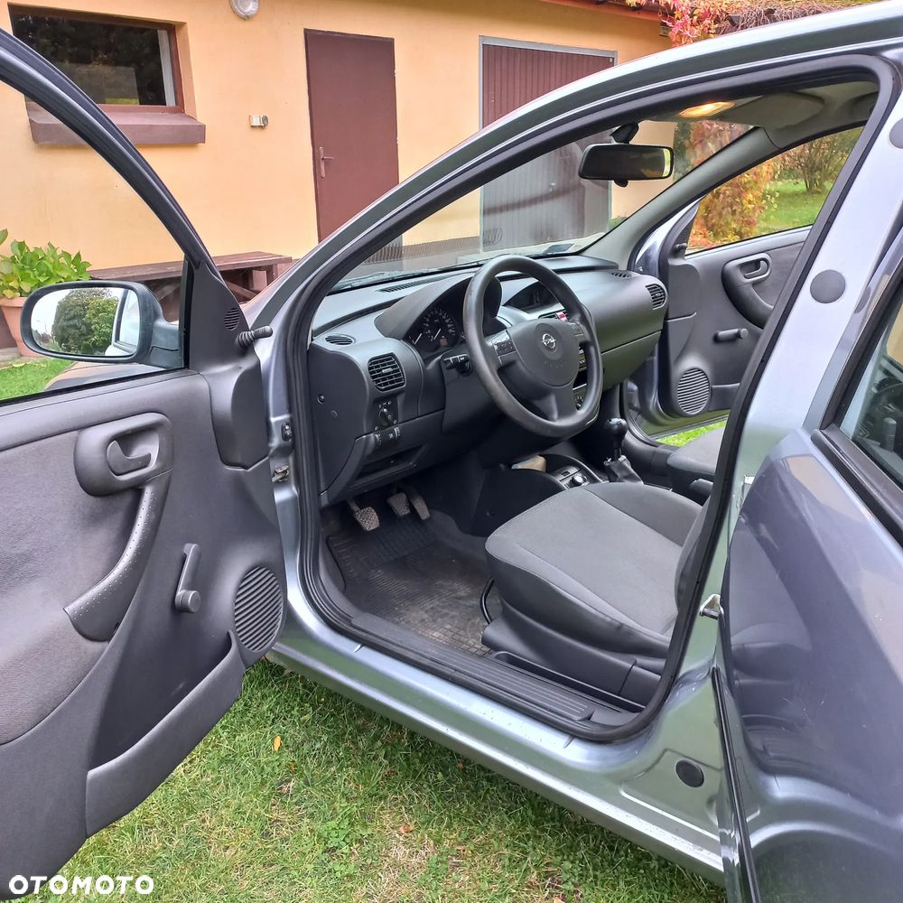 Opel Corsa 1.2 16V Base / Start - 5